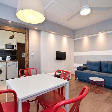 Kawalerka Studio Stare Domki Krr Гданьск Экстерьер фото